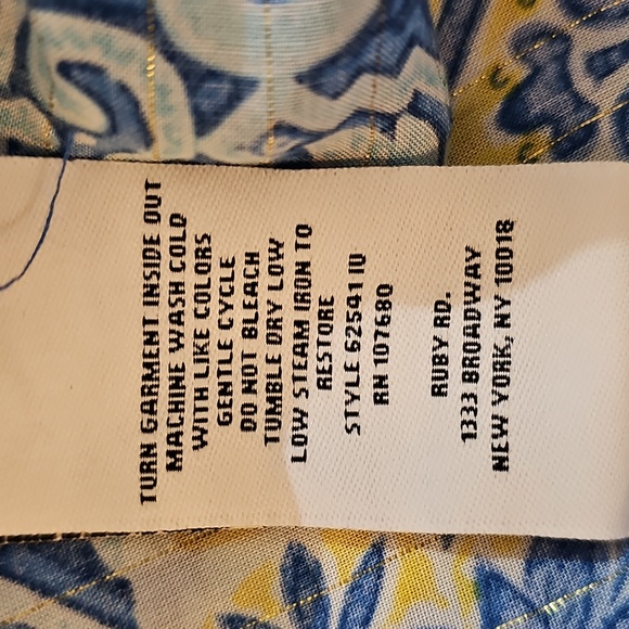 Top - Picture 14 of 16